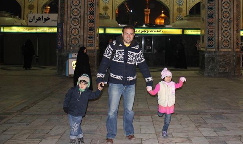 Pr. Saeed Abedini é agredido e volta para a prisão, no Irã