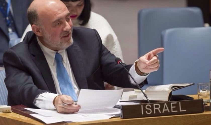 O embaixador de Israel, Ron Prosor, distribuiu falsos "Oscars" para os inimigos israelenses do Oriente Médio que a ONU não conseguiu reprimir.