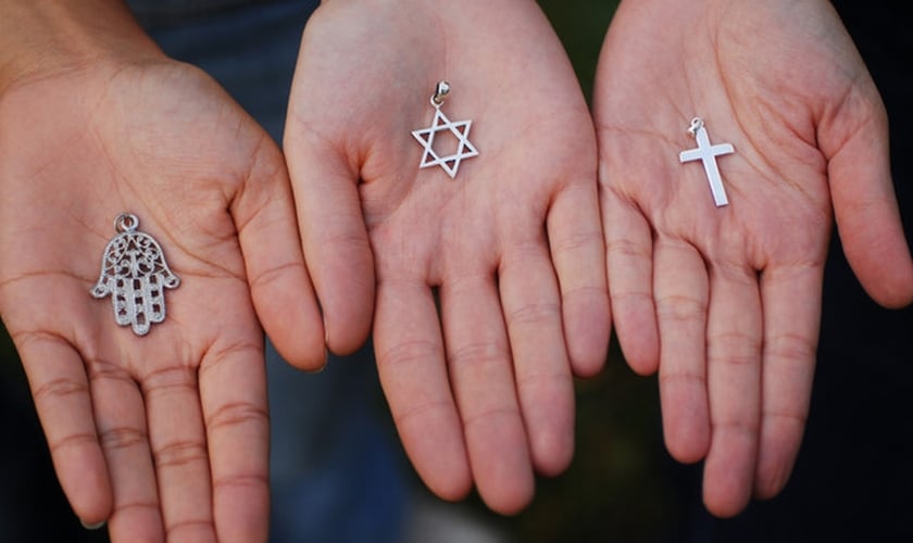 Símbolos de religiões. (Imagem Ilustrativa)