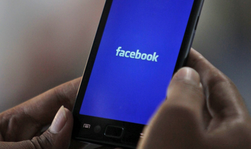 Ao abrir mão do aplicativo oficial do Facebook, o sistema pode render economia de bateria. (Foto: Reprodução)