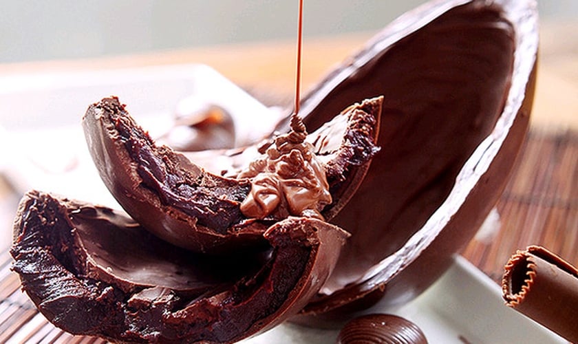 É importante que os principais ingredientes do chocolate sejam cacau e a manteiga de cacau. (Foto: Reprodução)