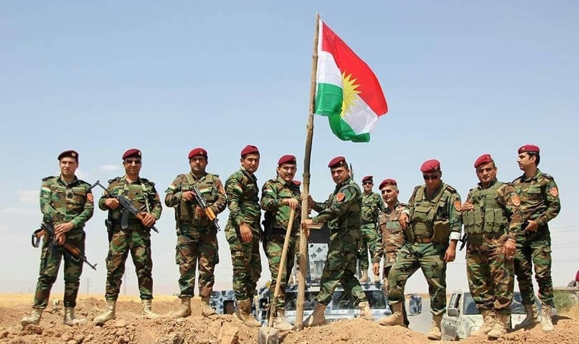 Soldados das forças curdas 'Peshmerga', constituída em grande parte por cristãos. (Foto: National Review)