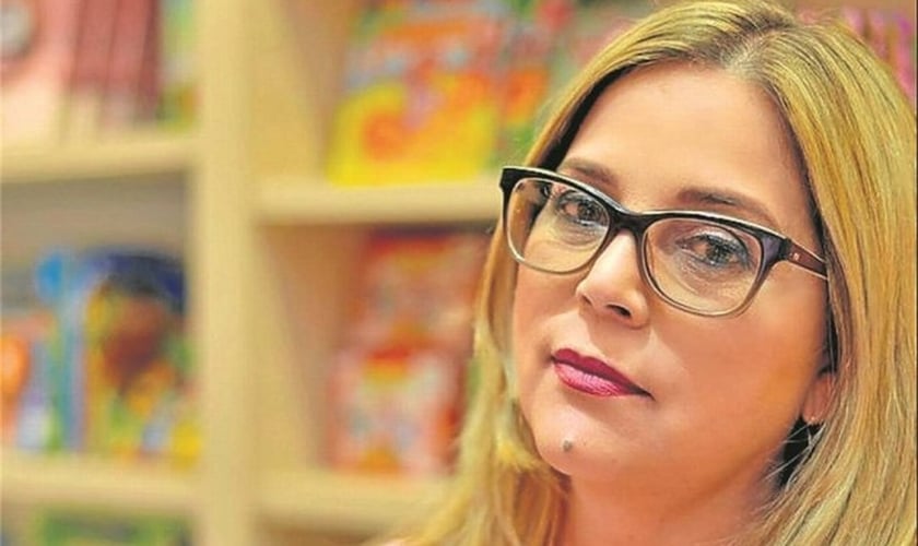 Marisa Lobo é psicóloga e tem denunciado a doutrinação ideológica flagrante do Conselho Regional de Psicologia do Paraná. (Imagem: Guiame)