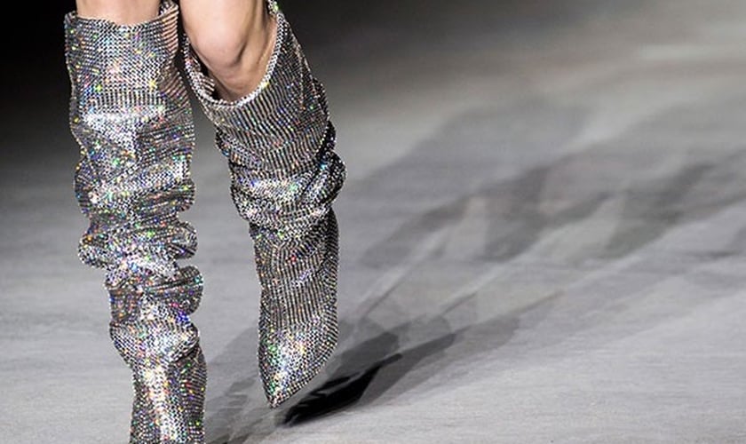 De Saint Laurent a Dior, as botas foram um destaque nas passarelas internacionais (Foto: Imaxtree)