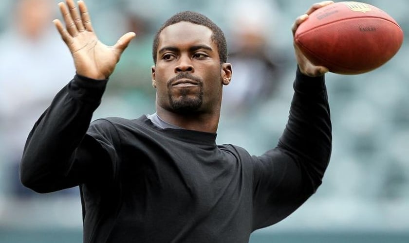 Michael Vick anunciou sua aposentadoria no começo de 2017. (Foto: Reprodução)