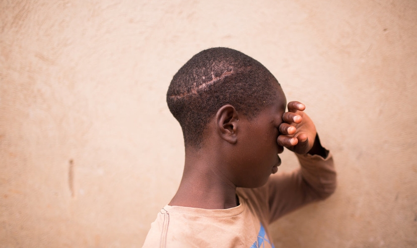 Allan foi sequestrado para um sacrifício de sangue, onde teve a cabeça cortada e foi castrado. (Foto: Sakina Mission)