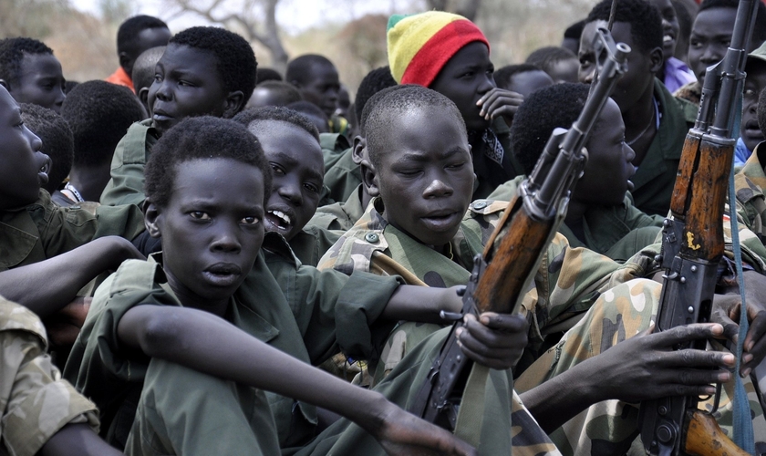 Boko Haram tem raptado crianças para usar em seus ataques terroristas. (Foto: Guardian.ng)