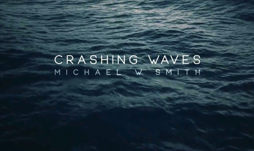 Michael W. Smith compartilhou um vídeo com a letra da música no Facebook e no YouTube. (Foto: Reprodução).