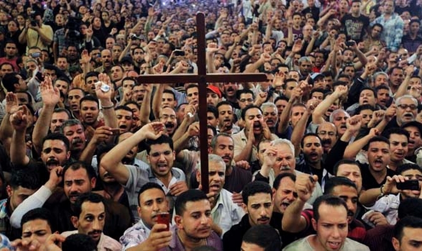 Segundo relatório anual do Departamento Internacional de Liberdade Religiosa dos EUA, o Egito ainda enfrenta uma intensa intolerância religiosa. (Foto: Middle East Observer)