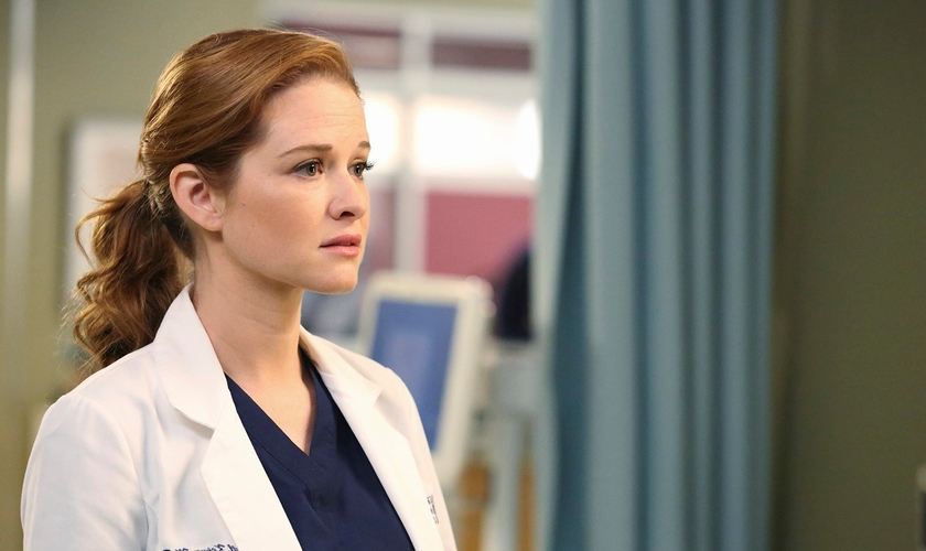 Além de Sara, o filme ainda conta com outras estrelas de "Grey's Anatomy". (Foto: Reprodução).