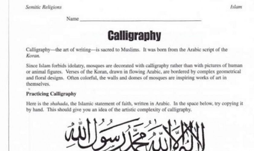 Atividade de "caligrafia" pedia que os alunos escrevessem declaração de fé islâmica. (Imagem: Teacher Created Resources)