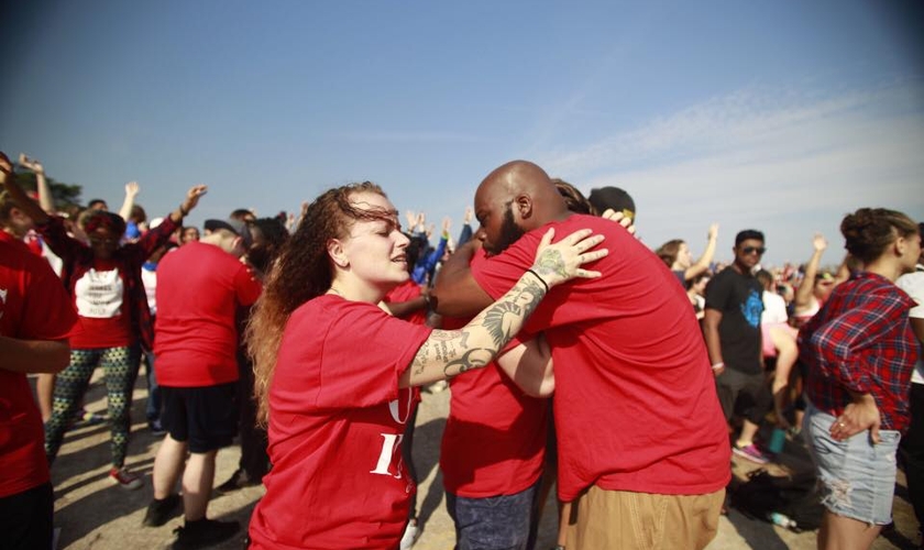 Milhares de cristãos participaram de uma grande manifestação contra o racismo nos EUA. (Foto: One Race)