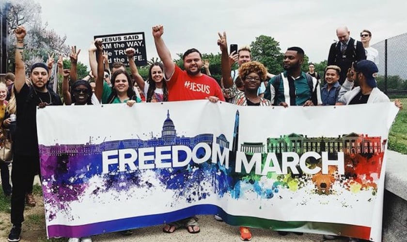 Ex-homossexuais reunidos na Marcha da Liberdade realizada em Washington, nos Estados Unidos. (Foto: Jeffrey McCall)