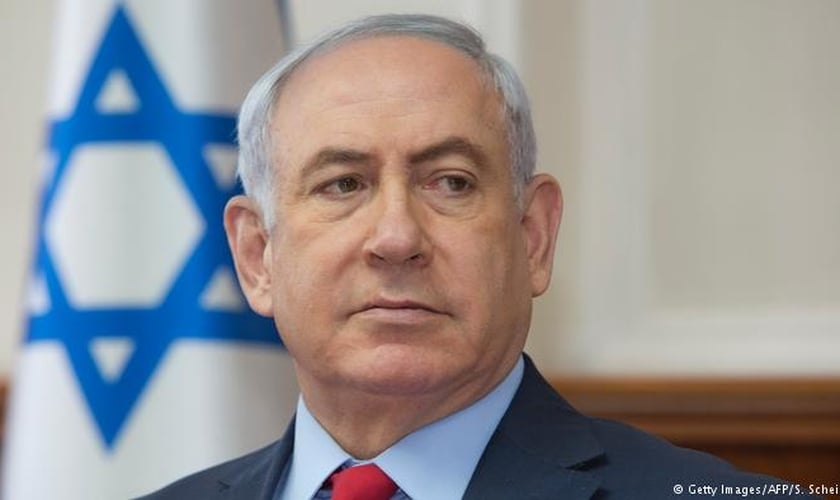 Benjamin Netanyahu é o primeiro-ministro de Israel e deve comparecer à posse de Jair Bolsonaro, no dia 1º de janeiro de 2019. (Foto: DW)