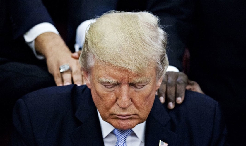 Metade dos evangélicos dos EUA acredita que Trump foi eleito pela vontade de Deus. (Foto: Bloomberg/Contributor/Getty Images)