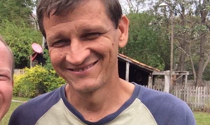 Missionário Wayne Goddard é executado em aldeia indígena, no Paraguai. (Foto: Reprodução/Departamento de Canindeyú)