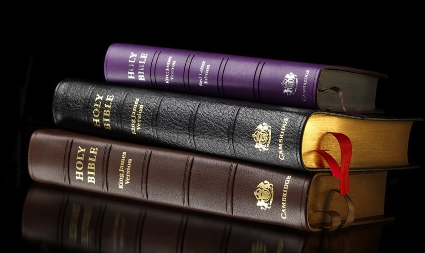 Bíblia continua sendo best seller nos EUA. (Foto: Reprodução/Cambridge)