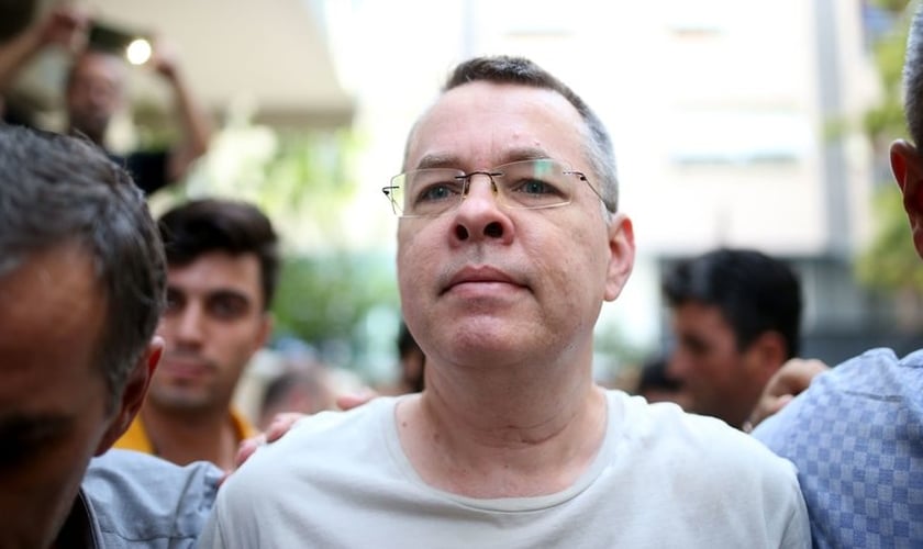 Andrew Brunson ficou preso injustamente por mais de 700 dias na Turquia. (Foto: NPR)