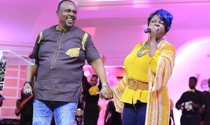 O casal de pastores Kathy e Allan Kiuna. (Foto: Reprodução/ Nairobiwire)