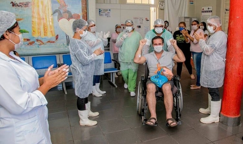Aparecido José Brandão, de 48 anos, primeiro paciente a contrair o novo coronavírus (Covid-19) em Corumbá, recebeu alta da Santa Casa no começo de abril. (Foto: Renê Márcio Carneiro / PMC)