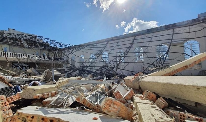Igreja Assembleia de Deus em Garuva (SC) totalmente destruída após ciclone bomba. (Foto: Reprodução/Assembleia de Deus Garuva)