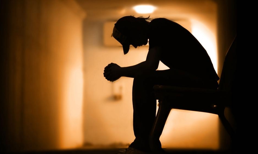 Depressão, ansiedade, vício em pornografia são alguns dos males apontados pelo pastor e evangelista Josh McDowell como resultantes das medidas de combate à pandemia. (Foto: CBN News)