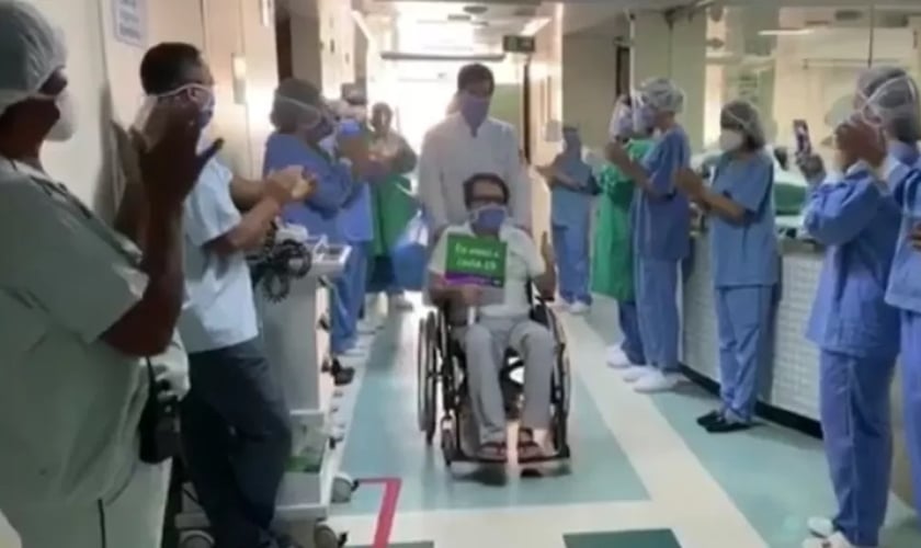 Médico que contraiu Covid-19 trabalhando se recupera após 38 dias em hospital na PB: ‘um milagre’. (Foto: Tv Cabo Branco/Reprodução)