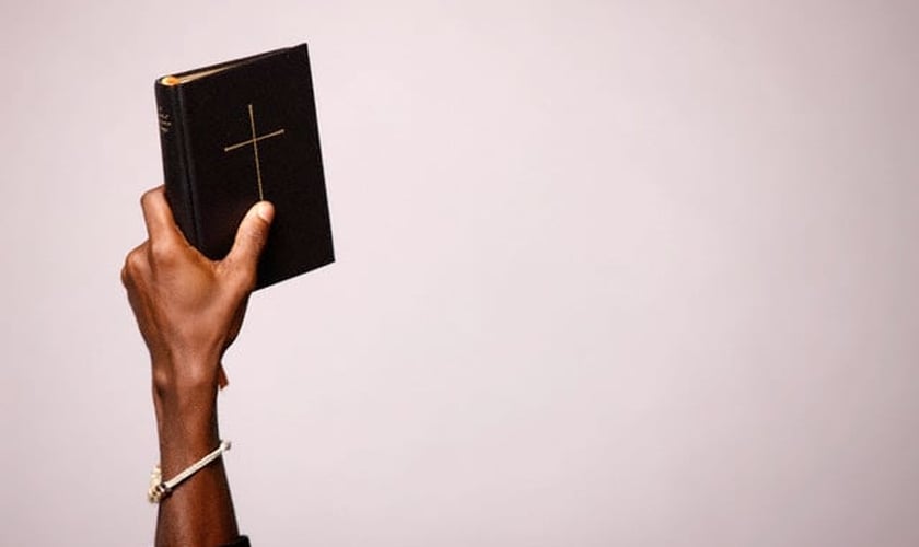 Imagem ilustrativa. Pastores e teólogos concordam que a Bíblia tem princípios imutáveis. (Foto: P Deliss/Getty Images)