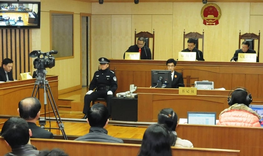 Vista interior de um tribunal chinês, semelhante ao que deve julgar Lai em dezembro. (Foto: Hongkou District Court)