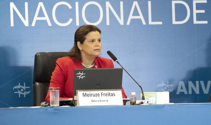 Diretora Meiruze Sousa Freitas em reunião da Anvisa sobre liberação de uso emergencial de vacinas contra a Covid-19. (Foto: Divulgação/Anvisa)