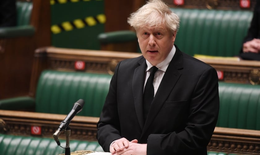 Boris Johnson em discurso no parlamento do Reino Unido, em 12 de abril de 2021. (Foto: Jessica Taylor/Reuters)