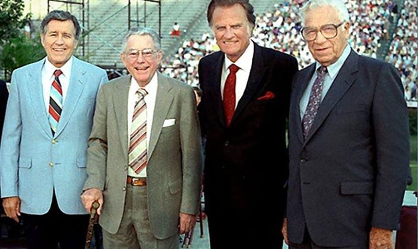 Cliff Barrows, Grady Wilson, Billy Graham e George Beverly Shea. (Foto: Billy Graham Evangelistic Association). 
