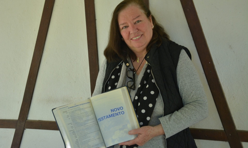 Solange Hamester Johann, de Santa Maria do Herval (RS) é uma das tradutoras do Novo Testamento em Husrik. 