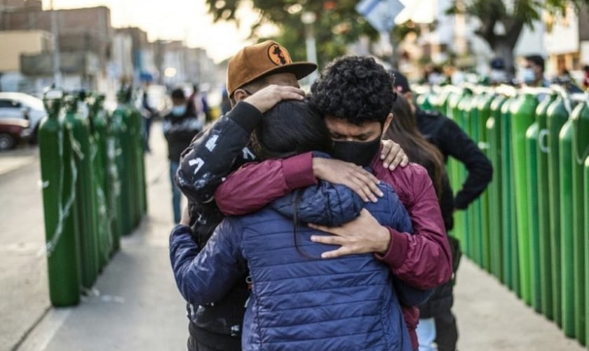 A Igreja Adventista e o governo do DF uniram forças para ajudar órfãos em meio ao trauma da violência. (Foto: Reprodução/Istoé)