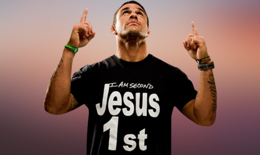 Vitor Belfort em tradicional pose de manifestação de sua fé em Jesus. (Foto: Reprodução / Pinterest)