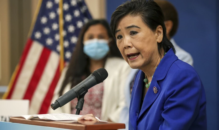 Judy Chu, autora do projeto de lei que pretende legalizar o aborto até momentos antes do nascimento. (Foto: Irfan Khan/Los Angeles Times)
