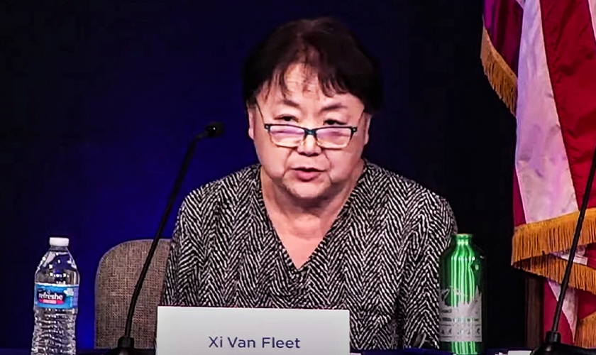 Xi Van Fleet vê semelhanças na educação dos EUA com as ideias do Partido Comunista Chinês. (Foto: Reprodução/YouTube).