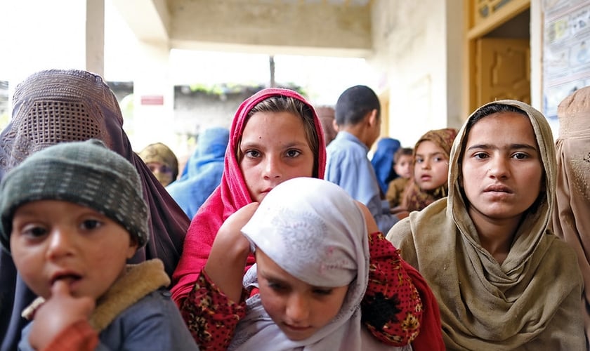 Imagem ilustrativa. Crianças em campo de refugiados no Paquistão. (Foto: União Europeia/Mallika Panorat)