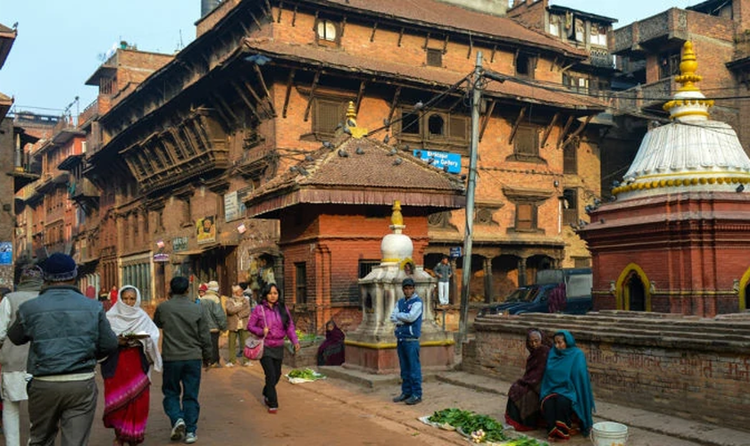 Cristãos enfrentam perseguição no Nepal, por parte de hindus extremistas. (Foto Representativa: Portas Abertas)