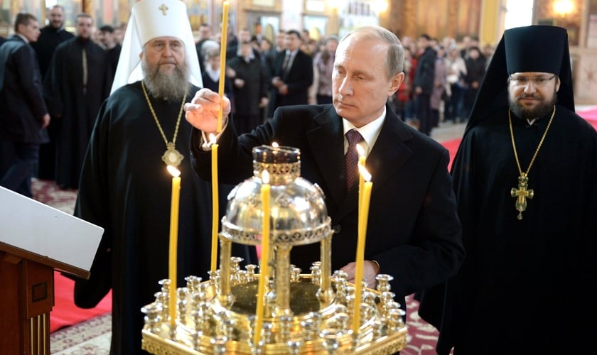 Visita do presidente russo Vladimir Putin à Catedral da Dormição. (Foto: Serviço de Imprensa do Presidente da Rússia)
