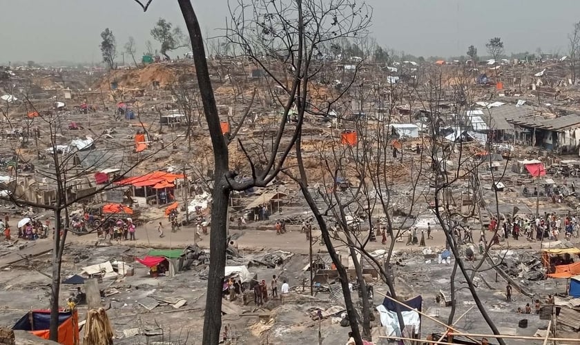 Panorama do campo de refugiados em Cox's Bazar, após incêndio. (Foto: Word Vision)