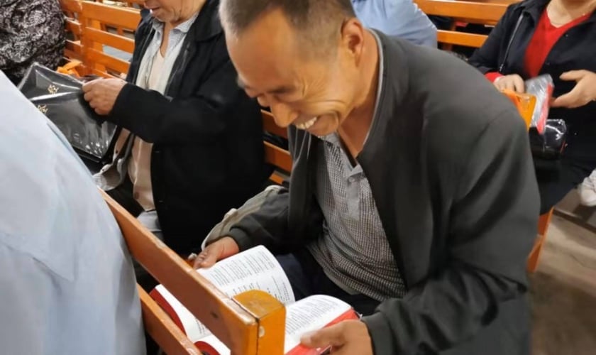 A Bible for China vai enviar Bíblias em áudio para os cristão na China. (Foto: Facebook/Bible for China).