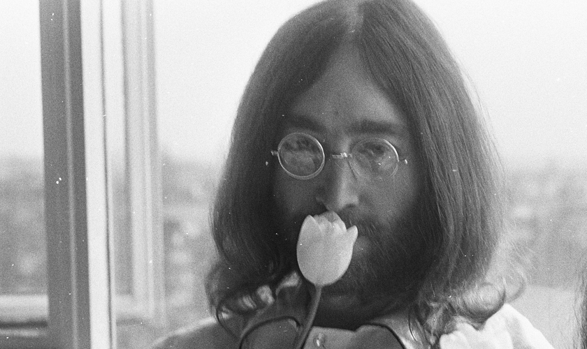 John Lennon foi assassinado por um fã em 1980. (Foto: Wikimedia Commons)