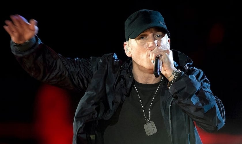 Eminem faz música dizendo que Jesus é Salvador, em novo álbum - Guiame