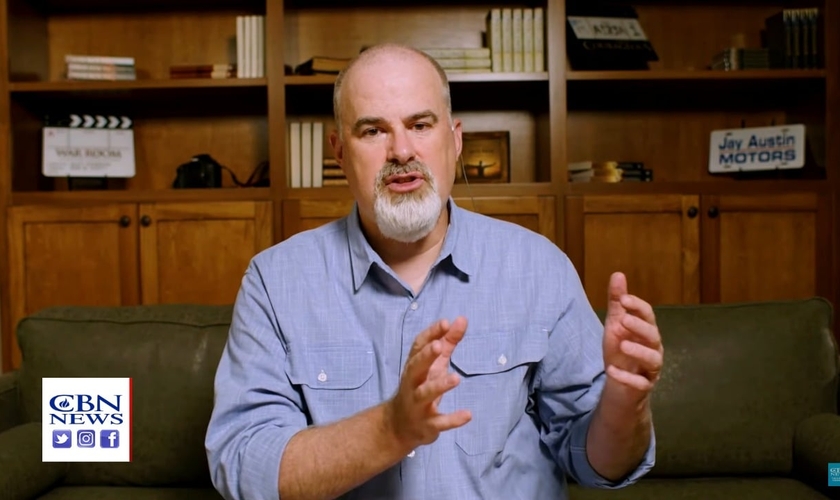 Ator e produtor Alex Kendrick. (Foto: Captura de tela/YouTube CBN News)