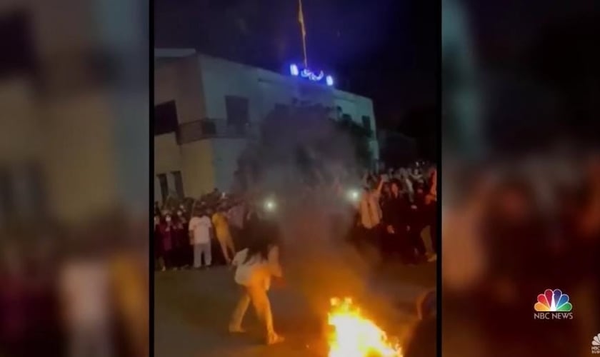 Protestos no Irã. (Captura de tela/Vídeo NBC News)