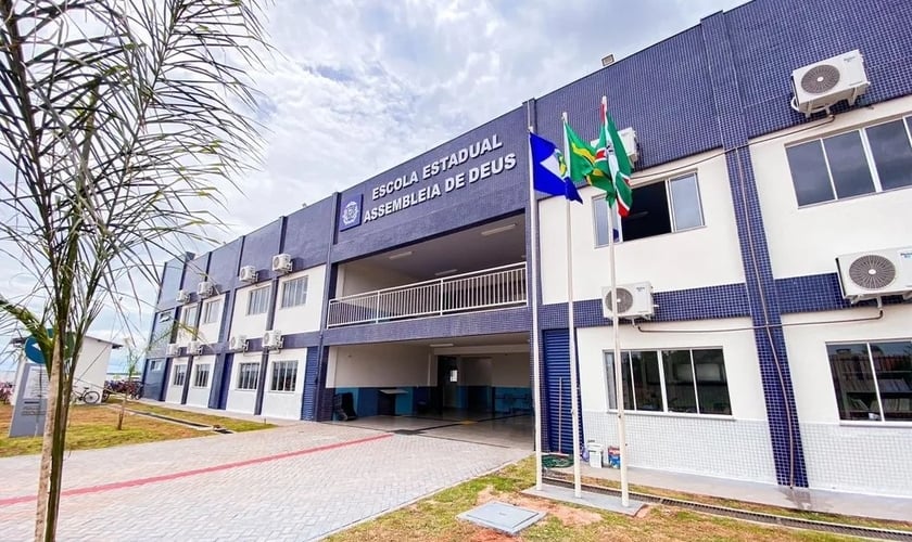 Fachada da Escola Estadual Evangélica Assembleia de Deus. (Foto: Wesley Rodrigues/Seduc)