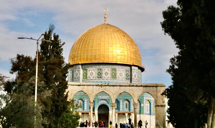 O Monte do Templo é governado por um status quo segundo o qual os muçulmanos podem orar, enquanto os não muçulmanos podem apenas visitar. (Foto: Unsplash/Jorge Fernández Salas)