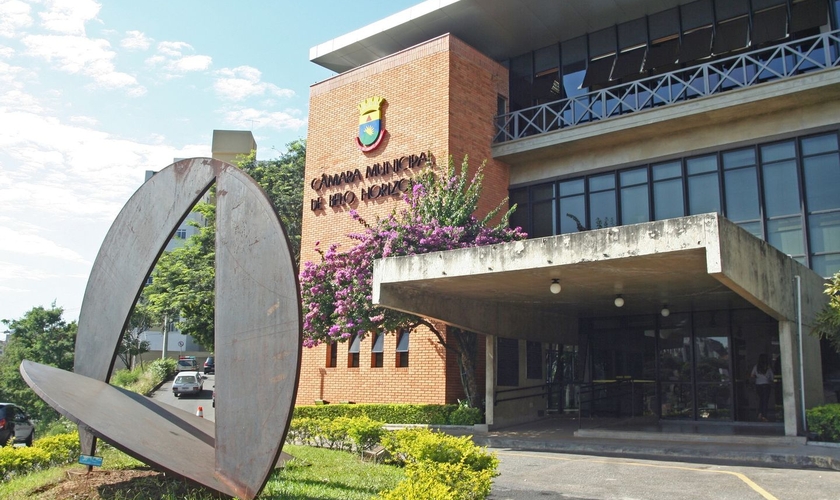 Fachada da Câmara Municipal de Belo Horizonte. (Foto: Facebook/Câmara Municipal de Belo Horizonte)