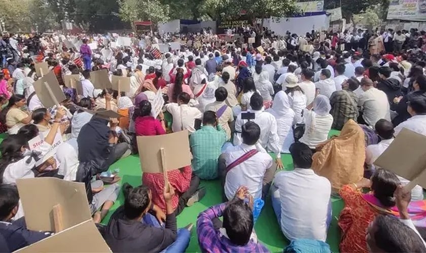 Indianos protestam contra perseguição a cristãos. (Foto representativa: Portas Abertas)